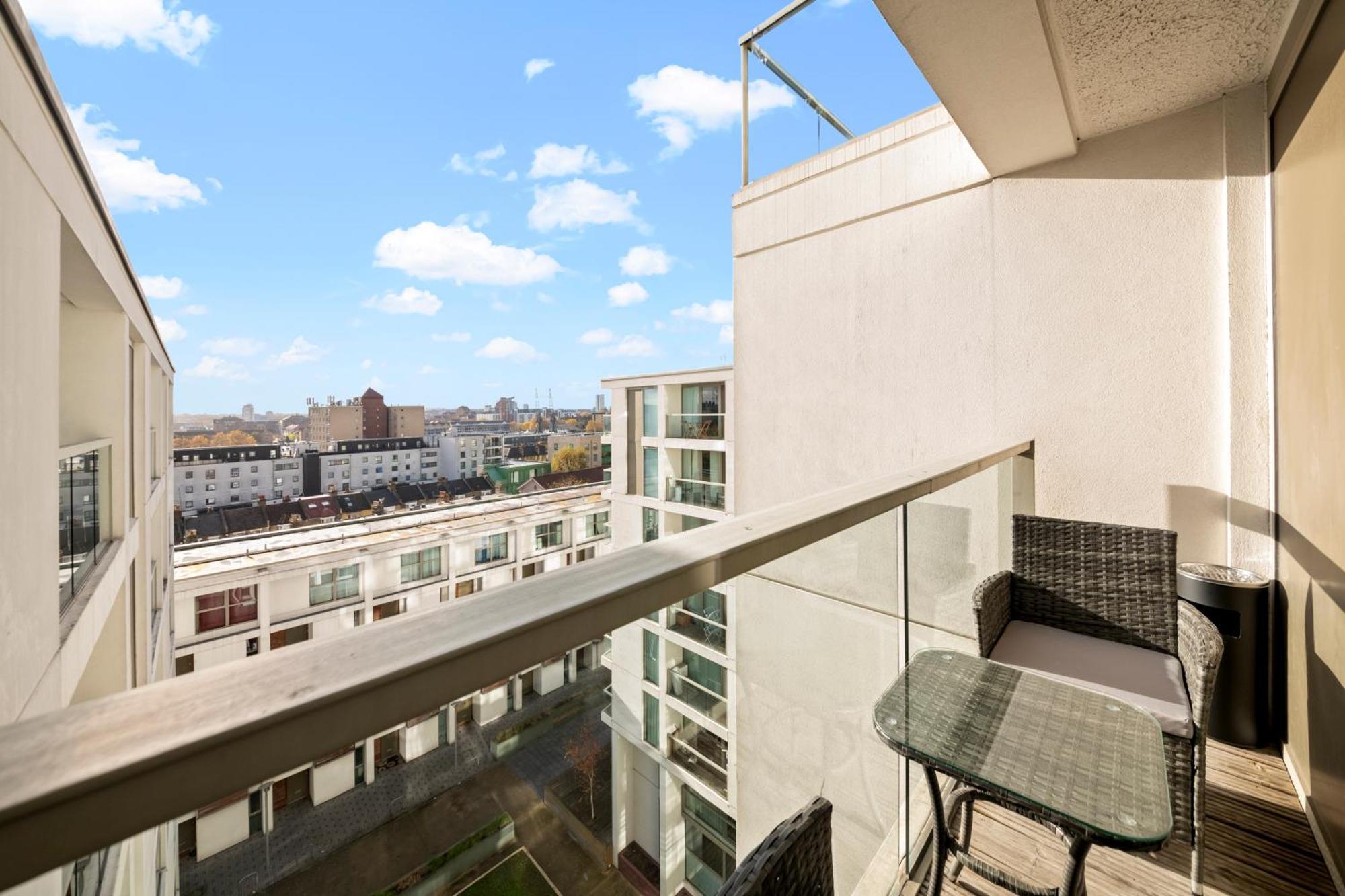 Londwell, Canary Wharf Skyline Balcony Suite ロンドン エクステリア 写真
