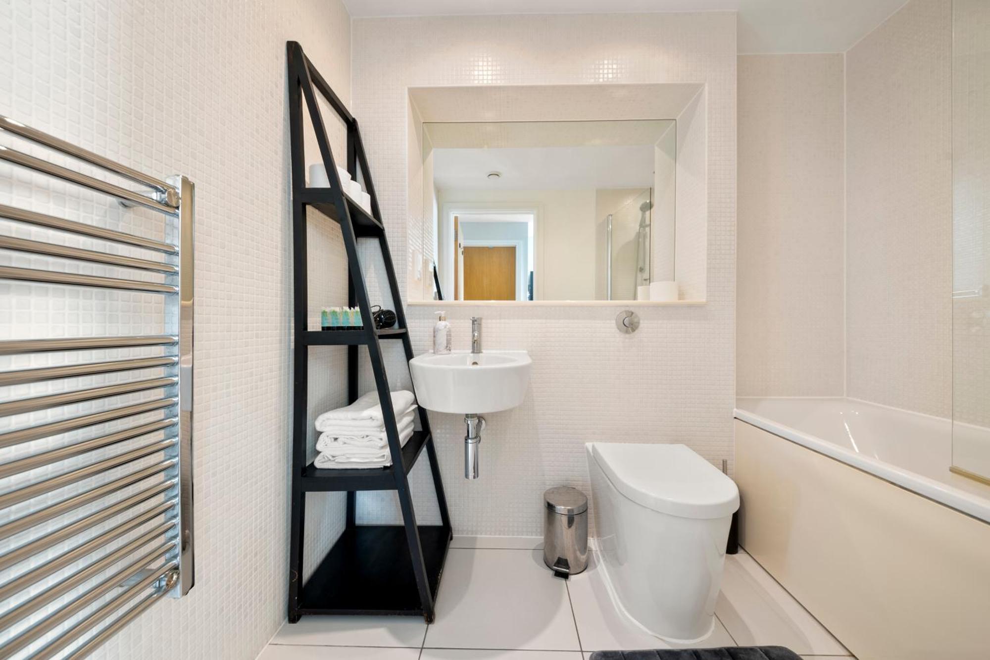 Londwell, Canary Wharf Skyline Balcony Suite ロンドン エクステリア 写真